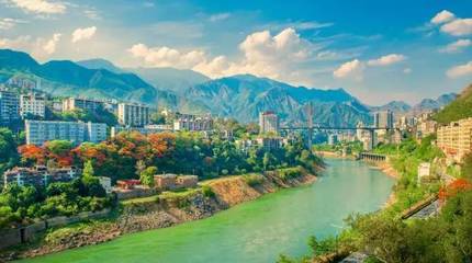 東區(qū)鳳凰花公園、攀枝花學(xué)院靜明湖,這次你們真的火啦!